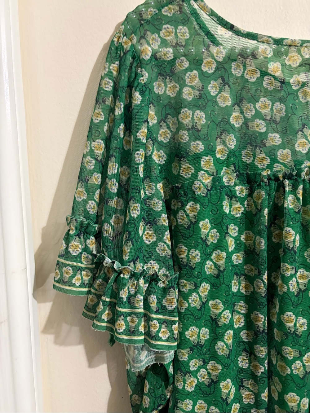 Max Studio Green Floral Ruffle Sleeve Blouse - Picture 9 of 10